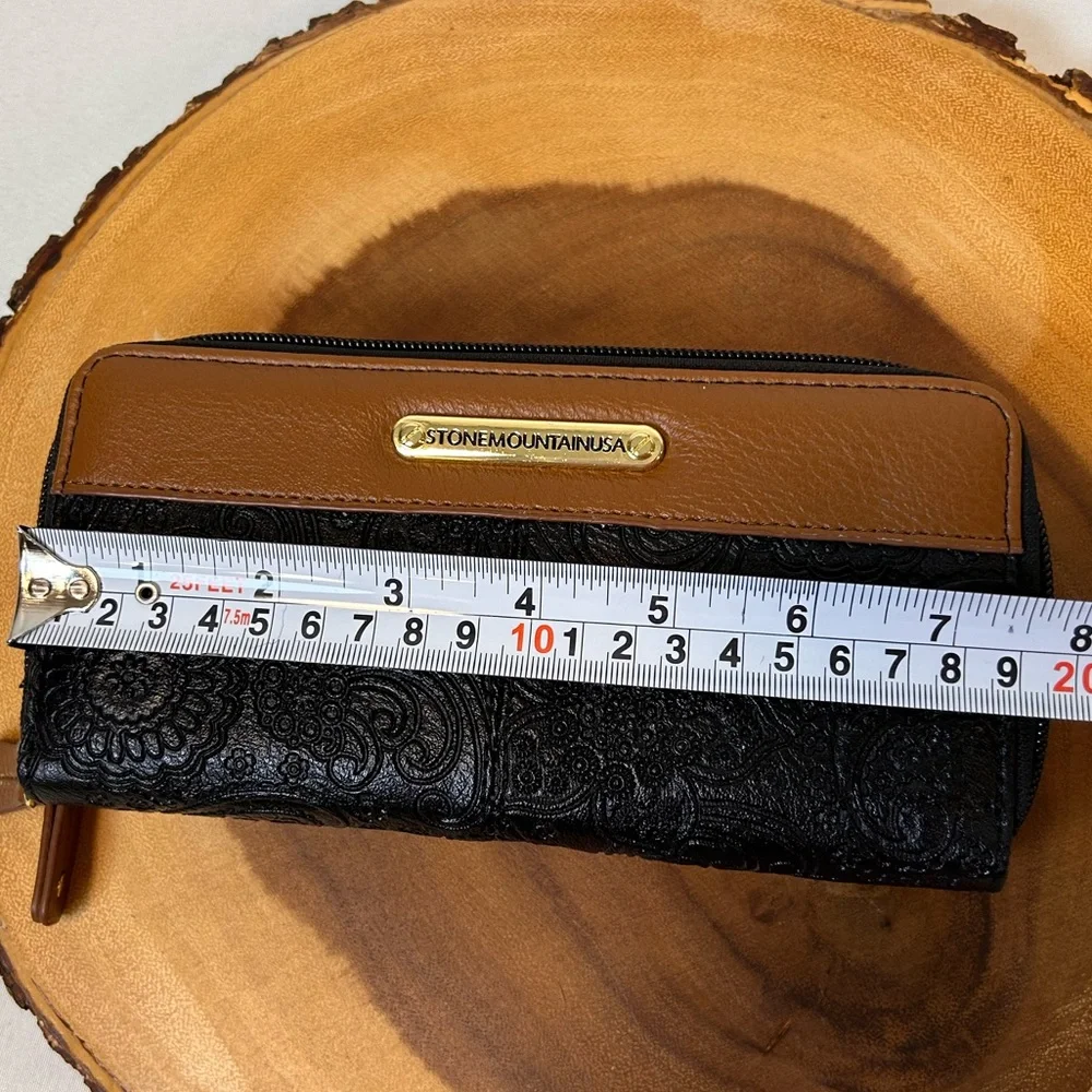 Stone Mountain Black & Cognac Tan Leather Paisley Zip Around Wallet & Checkbook - Picture 8 of 9